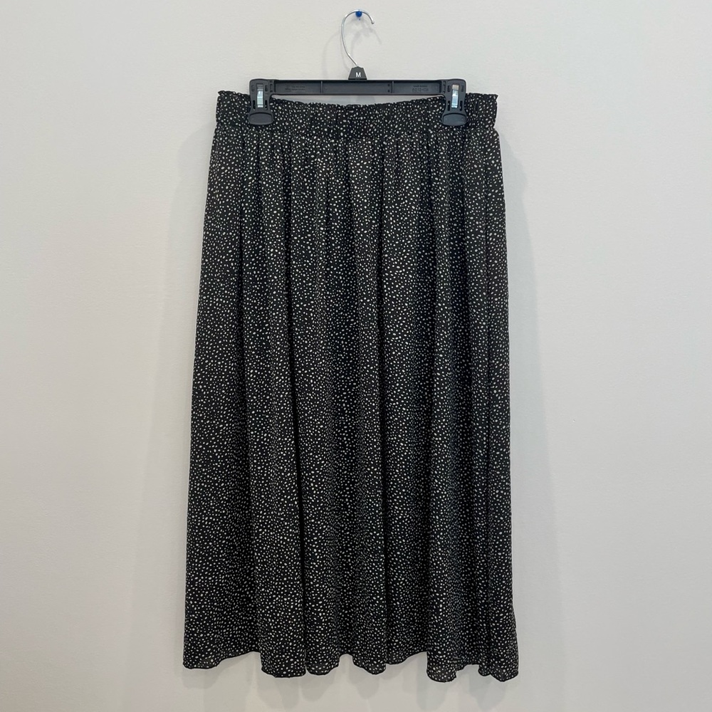 Woman’s Flowy Summer Midi Skirt Size 1XL